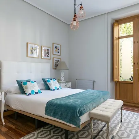Gran Via 3 By Forever Appartement